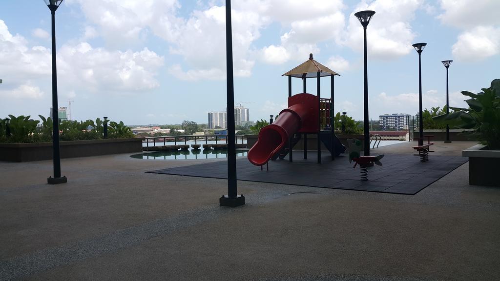 One O' Three Studio Apartment @D'Perdana Кота Бару Екстериор снимка